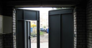 Купить гаражные ворота распашные Ступино, цена от 3955 руб.